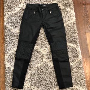 Zara women’s black leggings